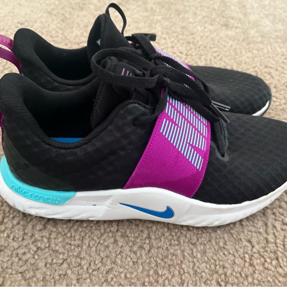 Nike Renew in season TR 9 women’s training shoes size 7.5 - Picture 3 of 11